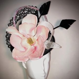 Derby Church Racing "Makin' Me Blush" Fascinator